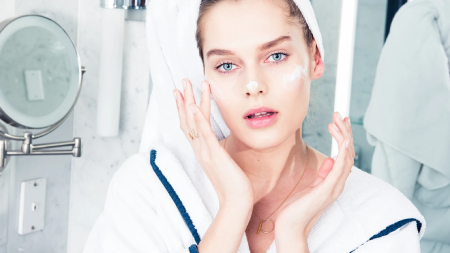 علت کم‌آبی پوست صورت