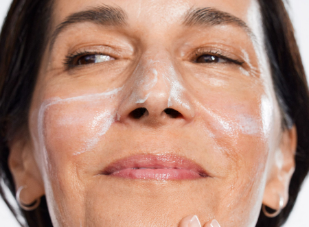 علت کم‌آبی پوست صورت