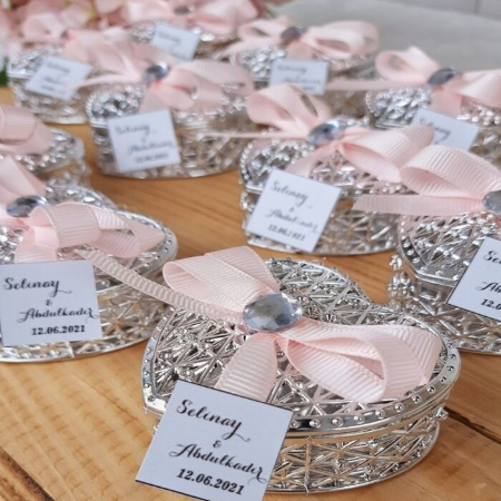 هدیه عروسی دست‌ساز, هدیه عروسی لاکچری