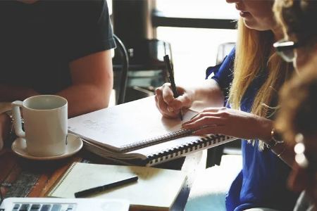 فرصت‌های شغلی زبان عربی