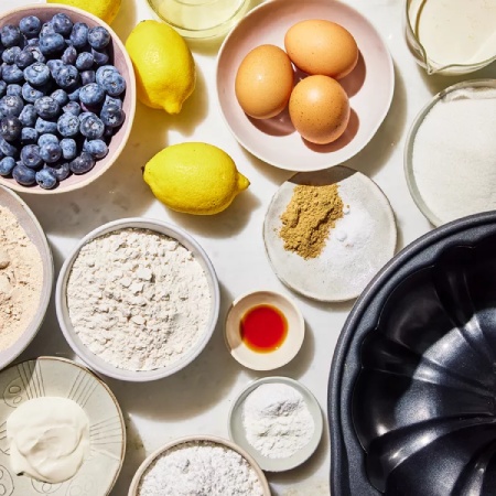 نحوه درست گردن کیک لیمو و بلوبری