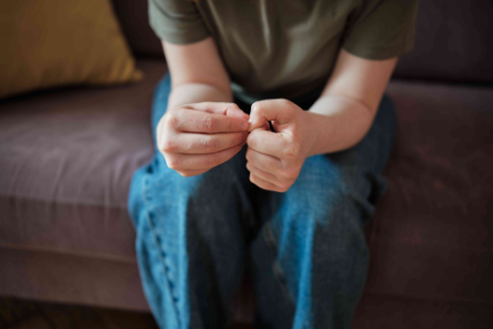 ناخن‌های کووید, علائم کووید روی ناخن