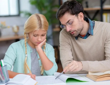 چگونه فرزندمان را از حواس‌پرتی دور کنیم