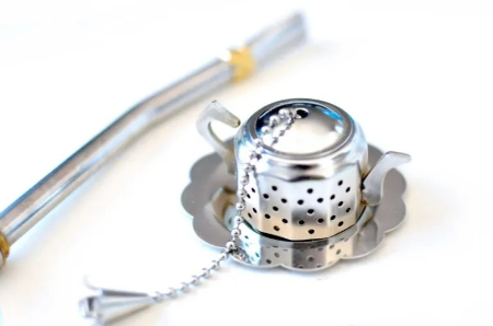 رفع لکه چای از قوری, تمیز کردن فنجان چای