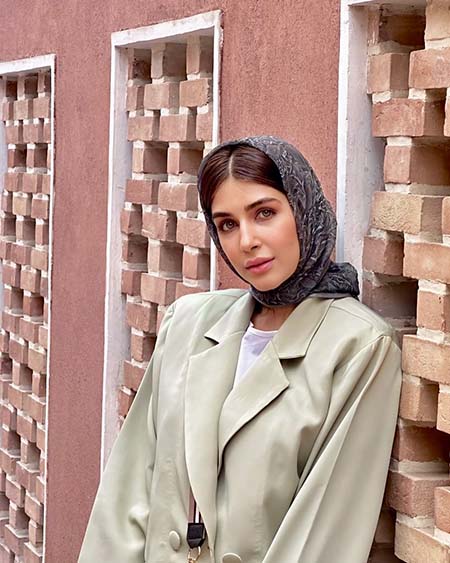 بیوگرافی ستایش موسوی, قد ستایش موسوی