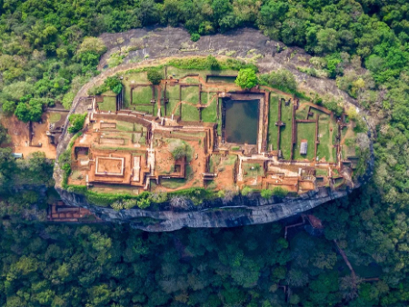 معماری قلعه سیگیریا،نقاشی‌های دیواری سیگیریا