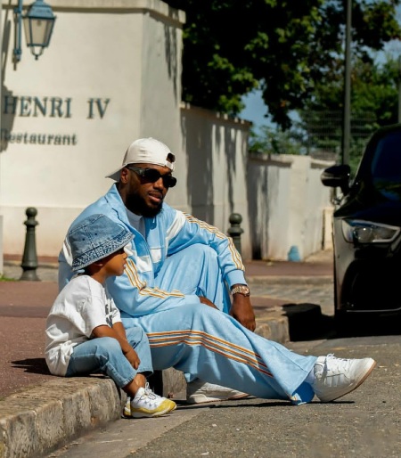 سبک بازی داکنز نازون