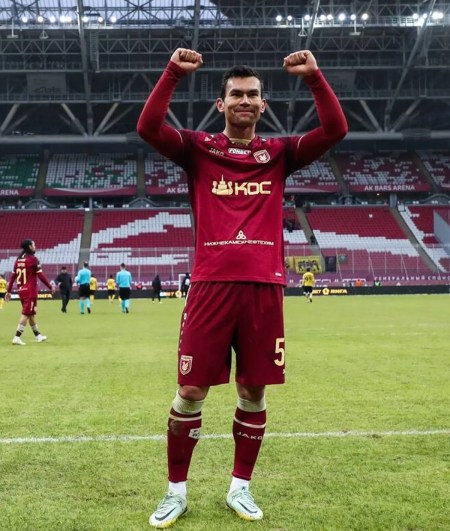 تیم های رستم آشورماتوف