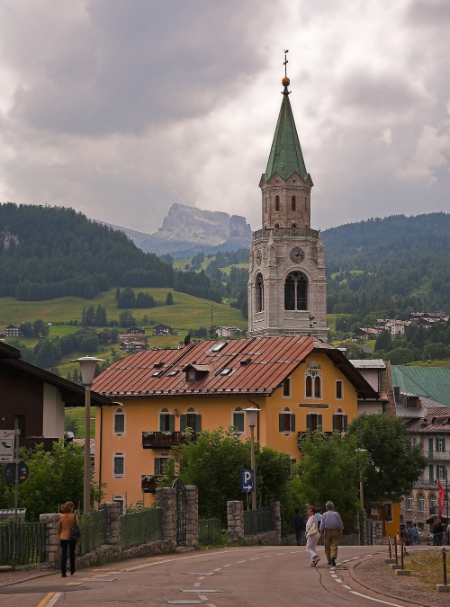 جاذبه‌های گردشگری دولومیت‌ها, تاریخچه کوه‌های دولومیت