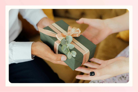 تأثیرات روانی هدیه دادن نامزدی