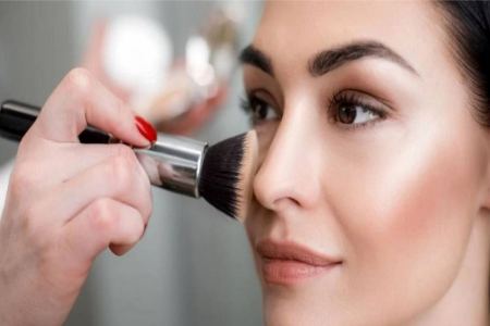 آرایش گونه و رژگونه برای صورت کشیده