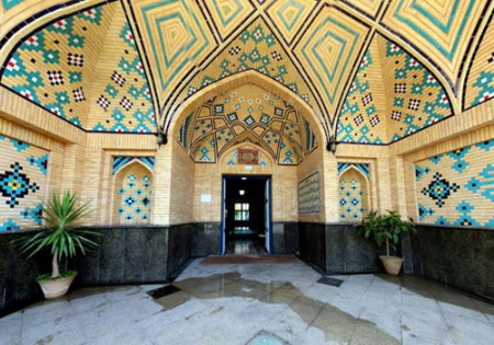 باغ سیفیه ملایر, مقبره سیف‌الدوله