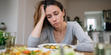 علائم بیماری کلیوی, تورم در پاها