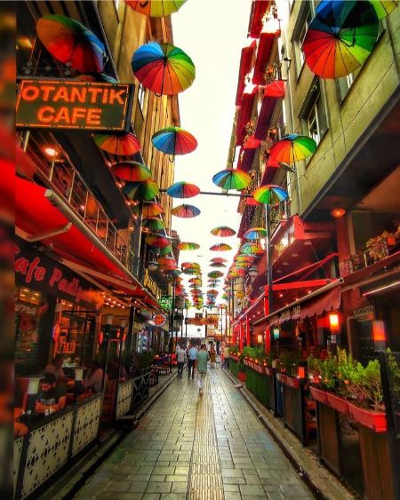 فرهنگ و آشپزی وان