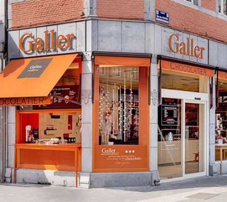 معرفی انواع سایبان مغازه