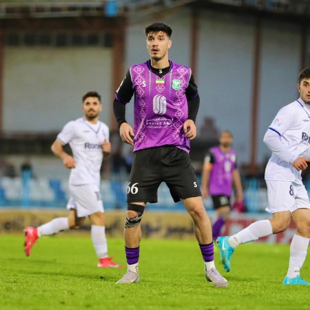 آشنایی با زندگی مبین دهقان