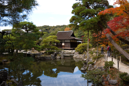 معبد کینکاکو جی, پاویون نقره‌ای کیوتوجاذبه‌های کیوتو