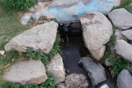 چشمه ملک همدان, جاهای دیدنی همدان