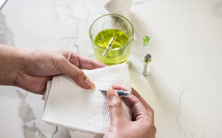 پاک کردن جوهر خودکار از کاغذ, حذف لکه جوهر از کتاب