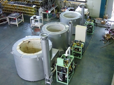 کوره ذوب آلومینیوم, کوره بوته‌ای آلومینیوم