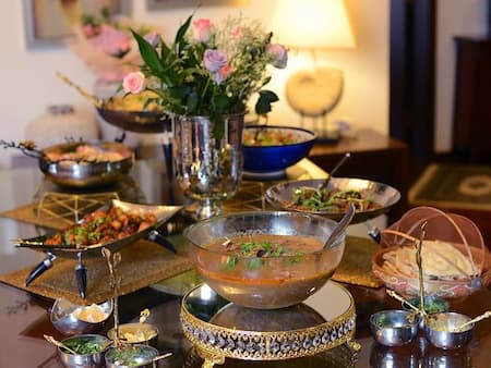 خدمات پذیرایی در منزل, خدمات پذیرایی مجالس اصفهان, خدمات پذیرایی