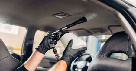 تمیز کردن عمیق سقف خودرو