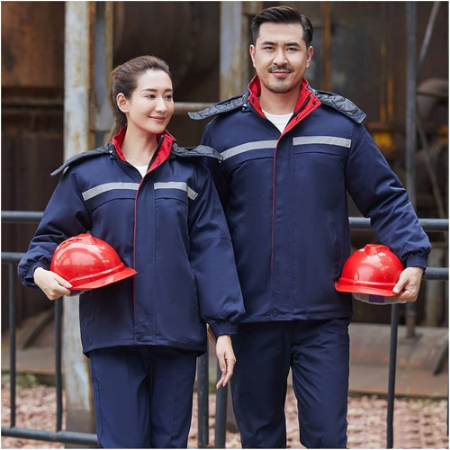 وظیفه خرید لباس کار, آیین‌نامه لباس کار در قانون کار ایران