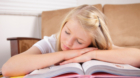 بهترین زمان خواب برای دانش‌آموزان