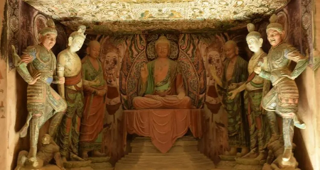 سفر به دونهوانگ, شترسواری در بیابان گبی