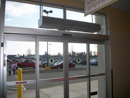 پرده هوا, دستگاه پرده هوا ساده, استفاده از پرده هوا برای جدا کردن دو مکان با دماهای مختلف 