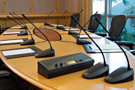  تجهیزات کنفرانسی