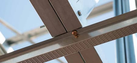 تسمه آهن, روش‌های تولید تسمه آهن,استفاده از تسمه آهن بیشتر به عنوان یک محافظت کننده