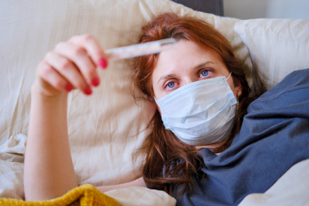 کرونای تیغی, گلودرد تیغی