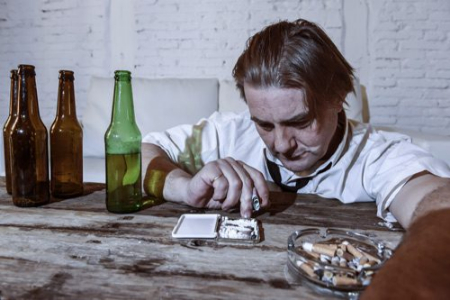 اختلال مصرف چند ماده‌ای, سم‌زدایی مواد مخدر