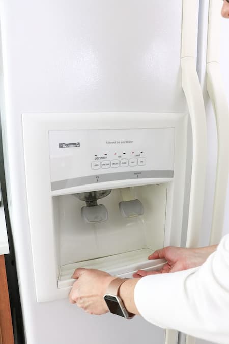 مراحل تعمیر و تعویض پدال آبسردکن , راهکارهای تعمیر پدال آبسردکن یخچال , مشکلات و خرابی های پدال آبسردکن 