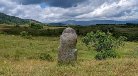 مجسمه های سنگی بادا,سولاوسی اندونزی