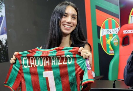 آشنایی با بیوگرافی کلودیا ریتزو