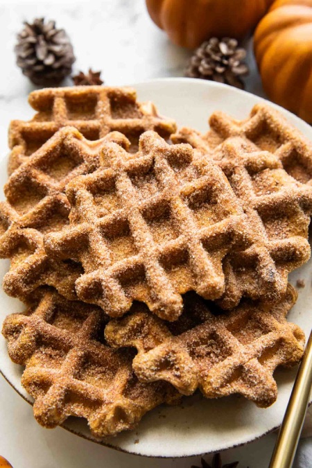 نکاتی برای تهیه وافل کدوحلوایی با پنیر کوتاژ