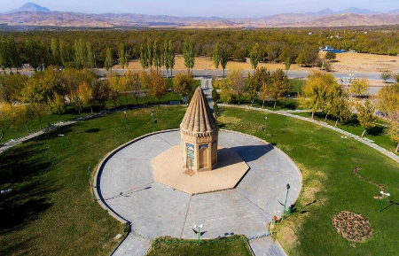 آرامگاه حیقوق نبی, مقبره حبقوق نبی تویسرکان